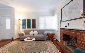 Home Away - 2 Bedroom Cottage